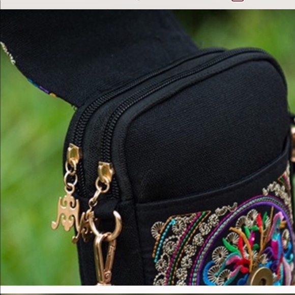 Embroidered Crossbody - Picture 5 of 6